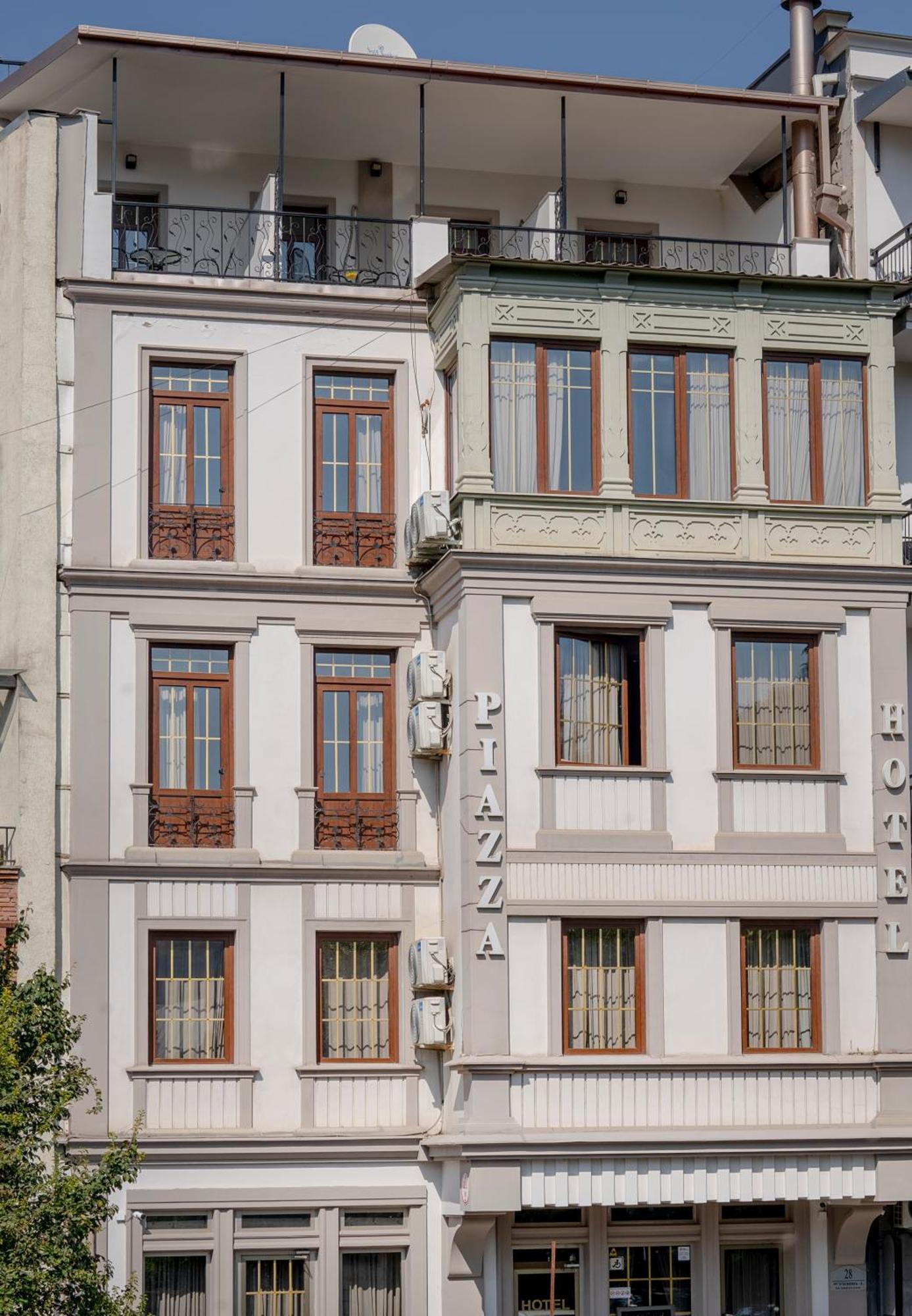 Hotel Piazza Tbilisi Exterior photo