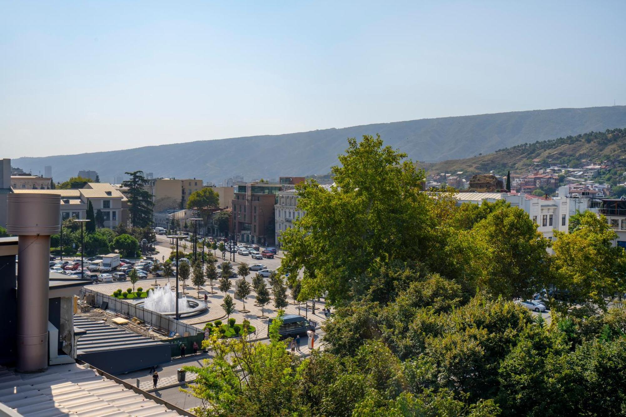 Hotel Piazza Tbilisi Exterior photo